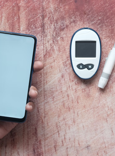 Smart metabolism tracking device analyzing.