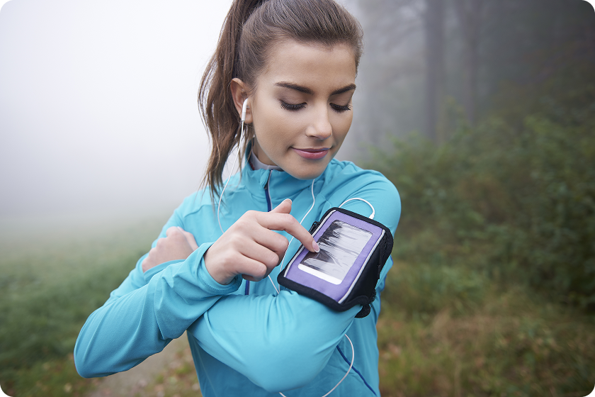 Smart metabolism tracking device analyzing.