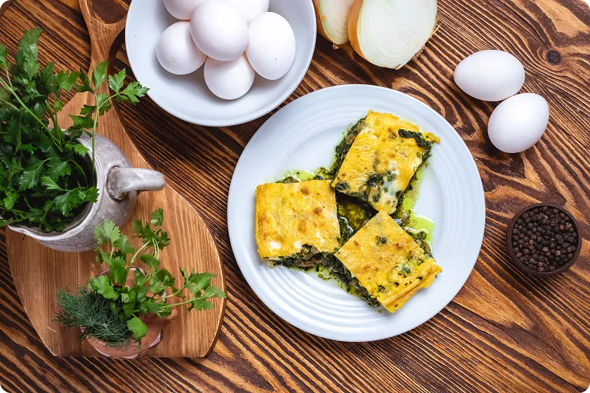 Variety of high protein meals displayed with high protein dinner recipes.