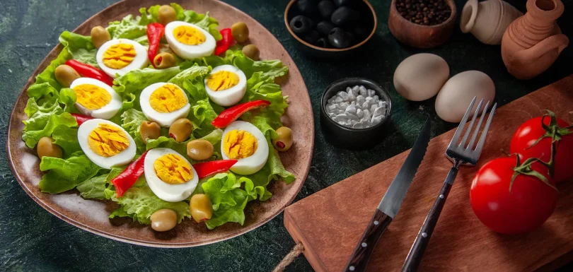 Keto diet for beginners exploring ketogenic breakfast options from keto foods list.