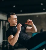 Men's fitness schedule core exercise during weekly workout plan
