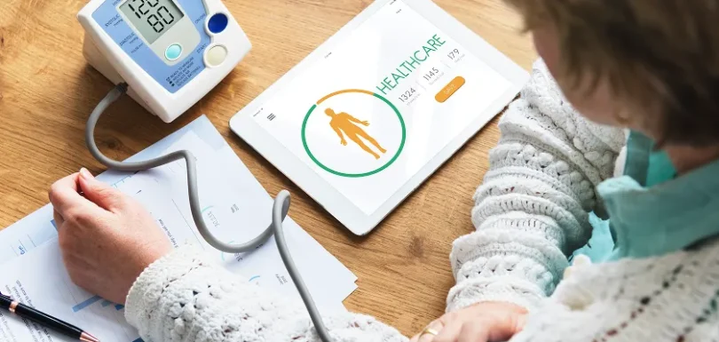 Digital monitor displaying why normal blood pressure in athletes differs from others.