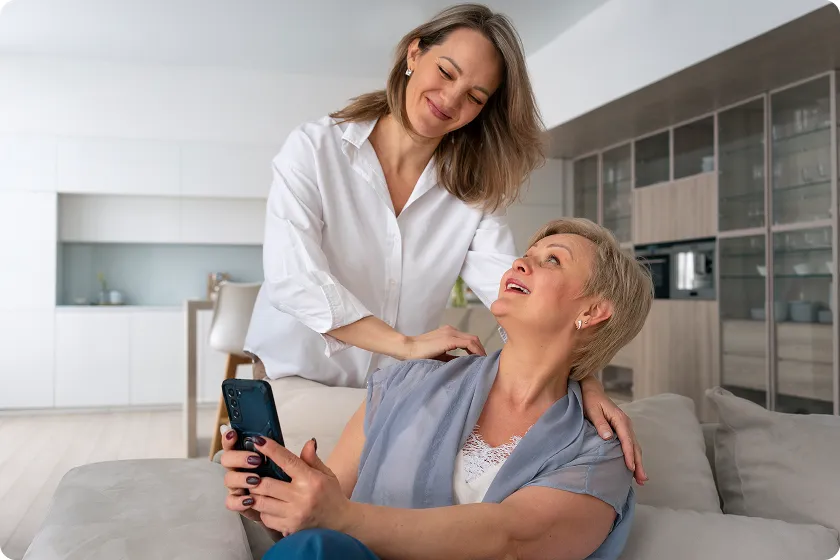 Nurse advising a family on dementia patient safety, highlighting medication and daily routines.