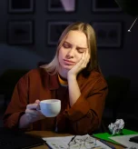 Man experiencing exhaustion with signs of exhaustion vs fatigue discomfort